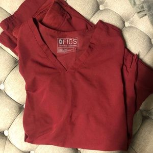 Figs large burgundy set